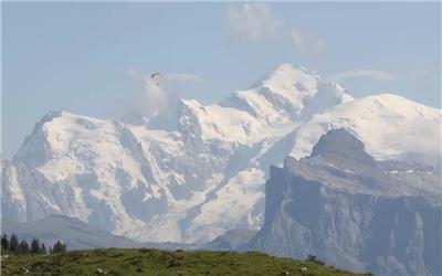 فرانسه : کوتاه شدن ارتفاع قله ی مون بلان 2021