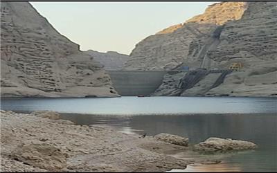 مخزن سد دز خوزستان با 5 درصد ، در بدترین وضعیت ممکن بسر می‌برد