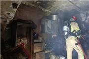 آتش نشانان دزفول خانواده سه نفره را از شعله‌های آتش نجات دادند