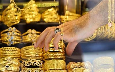 پیش بینی قیمت طلا و سکه 8 بهمن 1401 / مثقال طلا یک کانال بالاتر نشست